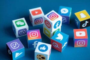 Balancing Social Media Use